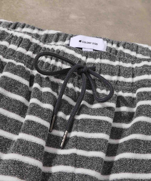 COLONY 2139（コロニートゥーワンスリーナイン）の「【MEN'S】パイルボーダーショートパンツ/ルームウェア(セットアップ可)（ルームウェア/パジャマ・メンズ・チャコールグレー/ホワイト・LARGE/MEDIUM）」の19枚目の写真