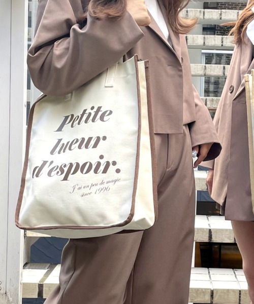 WEGO(ウィゴー)の「WEGO/パイピング撥水キャンバストートバッグ(トートバッグ・レディース・ベージュ系その他/ブラック系その他/ブラック/ブラウン・FREE)」の4枚目の写真