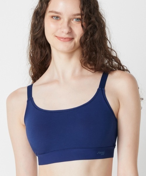 Sloggi（スロギー）の「【ワンサイズでS～Lに対応する究極の伸縮性】スロギー ゴー オールラウンド カップ付きハーフトップ2 sloggi GO Allround Top2 JX（ブラジャー・レディース・ブラック/ベージュ/ピンク/ワインレッド/ネイビー/ライトパープル/ナチュラル・SL）」の5枚目の写真