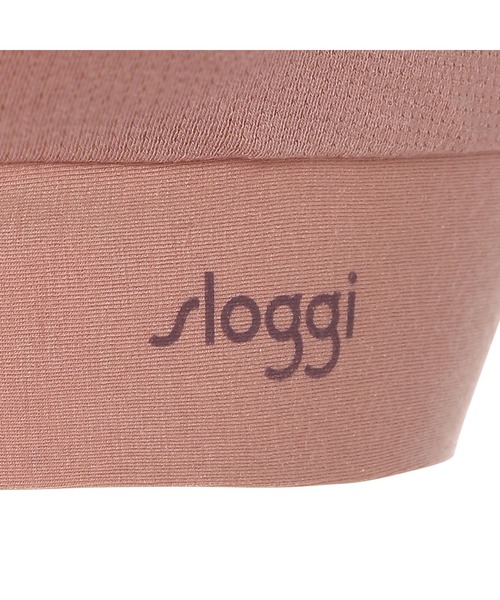 Sloggi（スロギー）の「【ワンサイズでS～Lに対応する究極の伸縮性】スロギー ゴー オールラウンド カップ付きハーフトップ2 sloggi GO Allround Top2 JX（ブラジャー・レディース・ブラック/ベージュ/ピンク/ワインレッド/ネイビー/ライトパープル/ナチュラル・SL）」の9枚目の写真