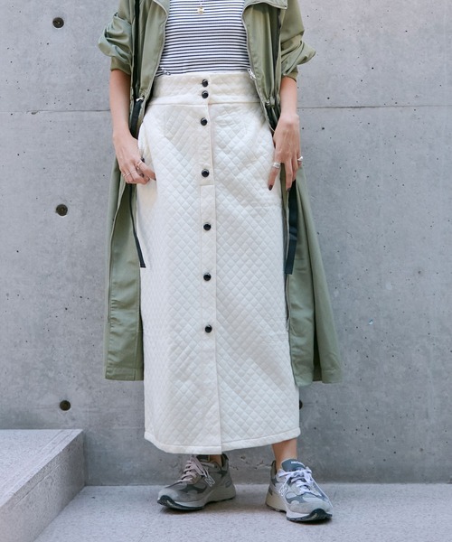 vis-`a-vis（ビサビ）の「【セットアップ対応】カットキルティングハイウエストスカート（スカート・レディース・ブラック/ブラウン系その他3/オレンジ系その他/キナリ/ベージュ・FREE）」の2枚目の写真