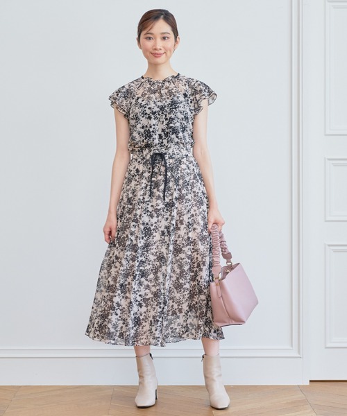 ANAYI（アナイ）の「モノトーンシルエットプリントラッフルブラウス 
