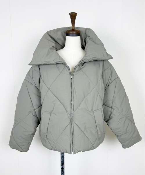 Meli rich（メリーリッチ）の「BIGダイヤキルトフェイクダウンジャケット（ダウンジャケット/コート・レディース・ブラック/アイボリー/モカ/グレイッシュベージュ/ブラウン系その他/ブラック系その他/ホワイト系その他/ライトカーキ・MEDIUM）」の17枚目の写真