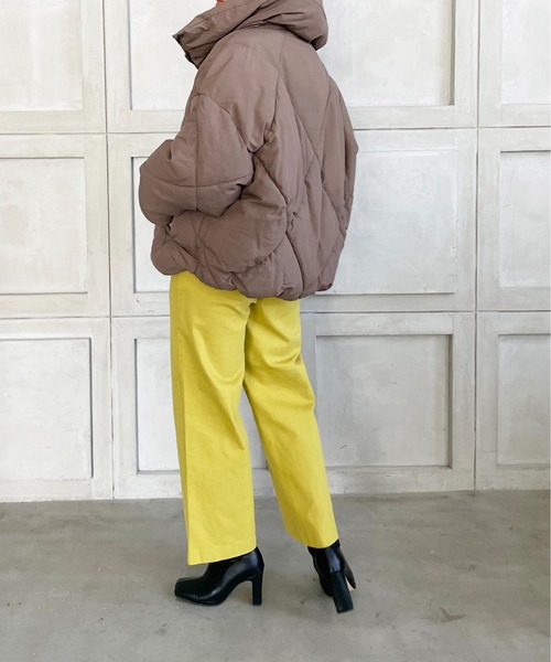 Meli rich（メリーリッチ）の「BIGダイヤキルトフェイクダウンジャケット（ダウンジャケット/コート・レディース・ブラック/アイボリー/モカ/グレイッシュベージュ/ブラウン系その他/ブラック系その他/ホワイト系その他/ライトカーキ・MEDIUM）」の16枚目の写真