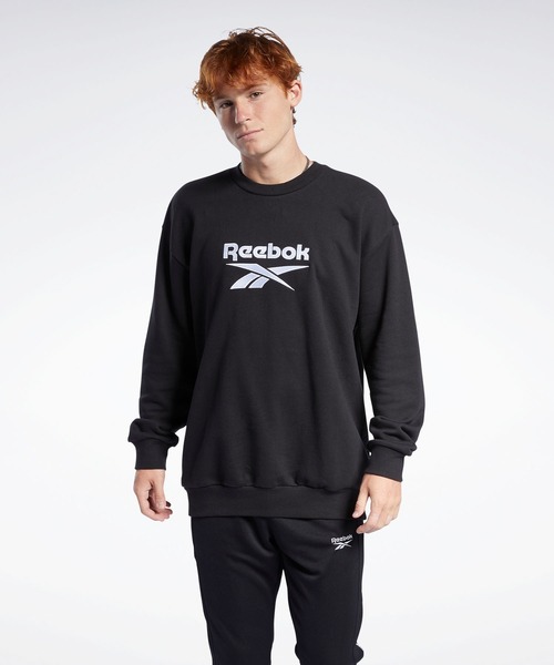 Reebok(リーボック)の「クラシックス ベクター クルー スウェットシャツ / Classics Vector Crew Sweatshirt(スウェット・メンズ・オフホワイト/ネイビー×ホワイト/ブラック/ピンク系その他/ホワイト×ブルー・LARGE/X-LARGE/XXX-LARGE/XX-LARGE/MEDIUM/X-SMALL/SMALL)」の4枚目の写真