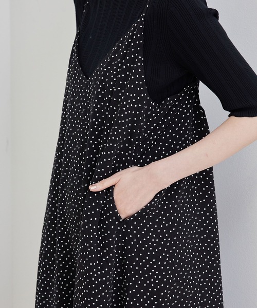 ROPE' PICNIC（ロペピクニック）の「【WEB限定】ルーズキャミワンピース（ワンピース・レディース・ブラック系その他/ブラック/サックスブルー/ベージュ系その他2・38）」の11枚目の写真