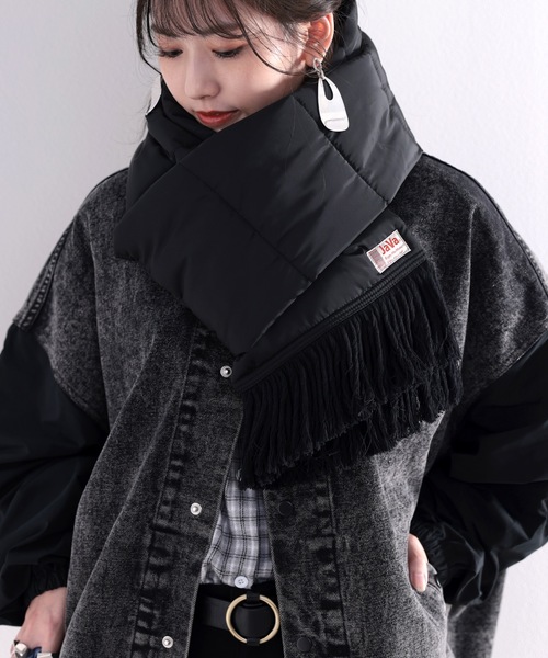 Java（ジャバ）の「《JaVaジャバ コラボ》軽くてあったか。ボリューム中綿マフラー（マフラー・レディース・アイボリー/モカ/ブラック/グレイッシュベージュ・FREE）」の22枚目の写真