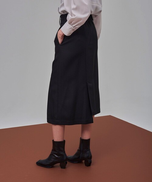 UNITED TOKYO（ユナイテッドトウキョウ）の「エターナルツイルタイトスカート（スカート・レディース・ブラック/ライトグリーン・1/2）」の7枚目の写真