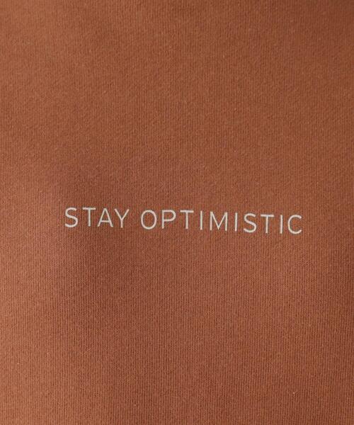 SHOO・LA・RUE(シューラルー)の「◆【S-3L/USAコットン】ロゴプリントスウェット(スウェット・レディース・チャコールグレー/ブラウン系/ブルー系1/ホワイト系3/オリーブ系/ベージュ系1・02/03/01/04)」の12枚目の写真