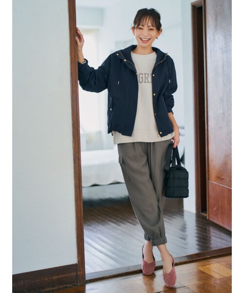 SHOO・LA・RUE(シューラルー)の「◆【S-3L/USAコットン】ロゴプリントスウェット(スウェット・レディース・チャコールグレー/ブラウン系/ブルー系1/ホワイト系3/オリーブ系/ベージュ系1・02/03/01/04)」の17枚目の写真