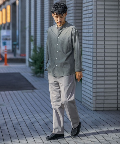 URBAN RESEARCH DOORS（アーバンリサーチドアーズ）の「シルキーオックスバンドカラーシャツ（シャツ/ブラウス・メンズ・オリーブ/ピンクベージュ/ネイビー/ホワイト・38/40）」の20枚目の写真