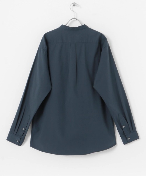 URBAN RESEARCH DOORS（アーバンリサーチドアーズ）の「シルキーオックスバンドカラーシャツ（シャツ/ブラウス・メンズ・オリーブ/ピンクベージュ/ネイビー/ホワイト・38/40）」の13枚目の写真