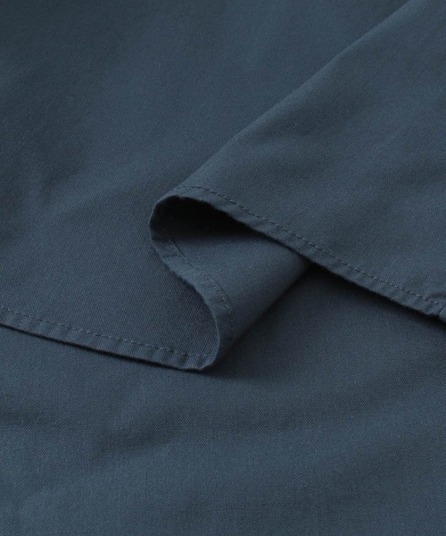 URBAN RESEARCH DOORS（アーバンリサーチドアーズ）の「シルキーオックスバンドカラーシャツ（シャツ/ブラウス・メンズ・オリーブ/ピンクベージュ/ネイビー/ホワイト・38/40）」の14枚目の写真