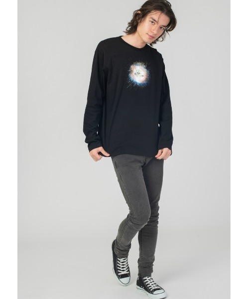 Design Tshirts Store graniph（デザイン　ティーシャツ　ストア　グラニフ）の「インザスーパーノヴァ｜長袖Tシャツ（Tシャツ/カットソー・メンズ・ブラック・SMALL/MEDIUM/LARGE/X-SMALL）」の8枚目の写真