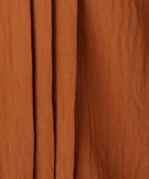 SHOO・LA・RUE（シューラルー）の「◆多ボタンピンタックブラウス（シャツ/ブラウス・レディース・ライトベージュ/ダークブラウン/ダークオレンジ・02/04/03）」の9枚目の写真