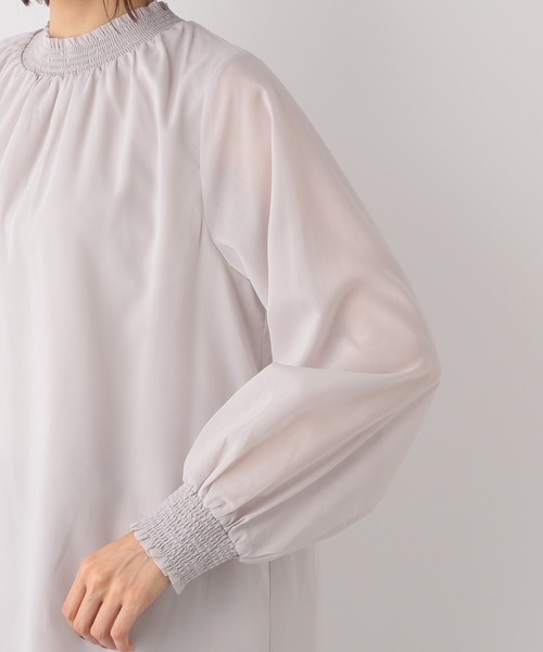 GLOBAL WORK(グローバルワーク)の「シャーリングブラウス【MATINEE LINE】/238289(シャツ/ブラウス・レディース・ブラック/オフホワイト/アイボリー・MEDIUM/LARGE)」の19枚目の写真