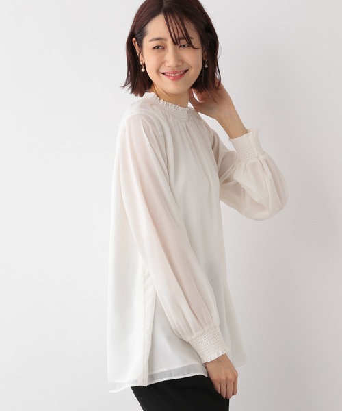 GLOBAL WORK(グローバルワーク)の「シャーリングブラウス【MATINEE LINE】/238289(シャツ/ブラウス・レディース・ブラック/オフホワイト/アイボリー・MEDIUM/LARGE)」の9枚目の写真