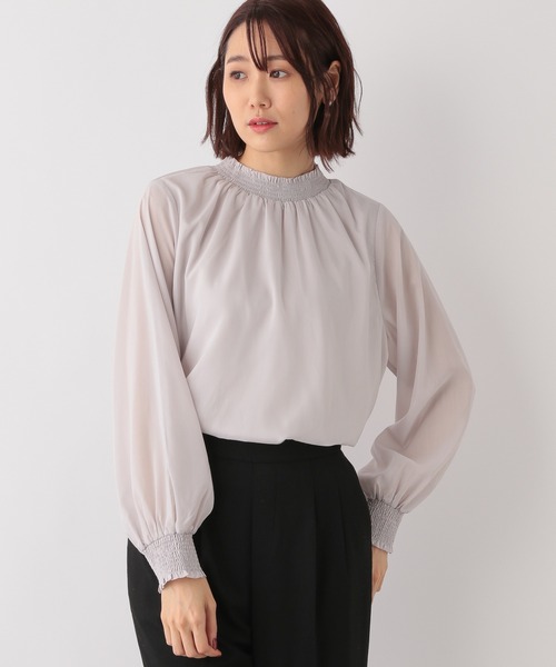GLOBAL WORK(グローバルワーク)の「シャーリングブラウス【MATINEE LINE】/238289(シャツ/ブラウス・レディース・ブラック/オフホワイト/アイボリー・MEDIUM/LARGE)」の20枚目の写真