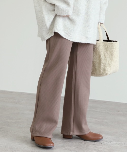 reca(レカ)の「ぬくぬく暖か!美シルエット裏起毛セミワイドリブパンツ(その他パンツ・レディース・モカ/ブラック/グレイッシュベージュ/チャコール/ネイビー/ヘザーグレー/オリーブ/ブラウン/ワイン・M/MT/XL/L)」の5枚目の写真