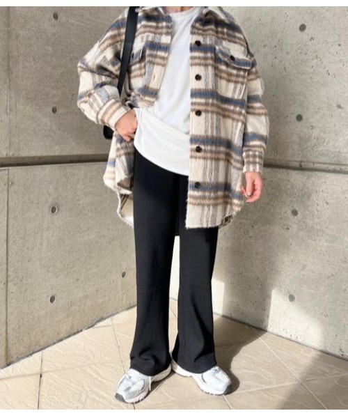 reca(レカ)の「ぬくぬく暖か!美シルエット裏起毛セミワイドリブパンツ(その他パンツ・レディース・モカ/ブラック/グレイッシュベージュ/チャコール/ネイビー/ヘザーグレー/オリーブ/ブラウン/ワイン・M/MT/XL/L)」の15枚目の写真