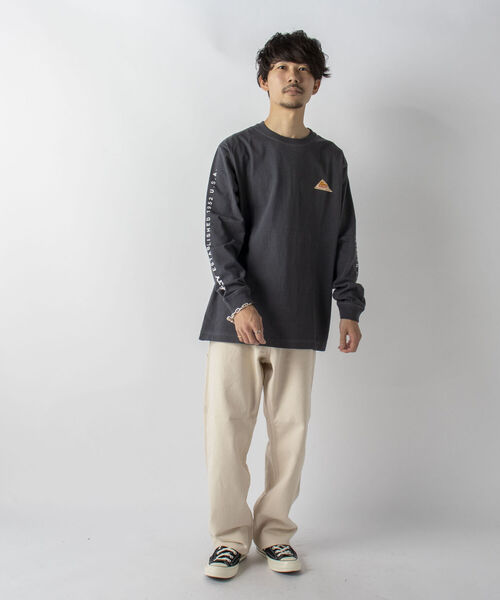 KELTY(ケルティ)の「【KELTY/ケルティ】GLOSTER別注 袖ロゴプリント ロングスリーブTシャツ(Tシャツ/カットソー・メンズ・ホワイト/チャコールグレー/ベージュ/オレンジ・MEDIUM/LARGE)」の15枚目の写真