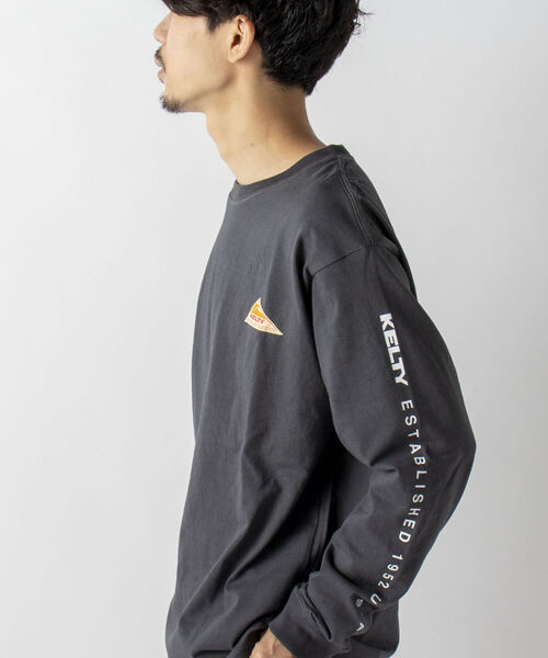 KELTY(ケルティ)の「【KELTY/ケルティ】GLOSTER別注 袖ロゴプリント ロングスリーブTシャツ(Tシャツ/カットソー・メンズ・ホワイト/チャコールグレー/ベージュ/オレンジ・MEDIUM/LARGE)」の9枚目の写真