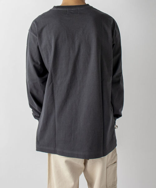 KELTY(ケルティ)の「【KELTY/ケルティ】GLOSTER別注 袖ロゴプリント ロングスリーブTシャツ(Tシャツ/カットソー・メンズ・ホワイト/チャコールグレー/ベージュ/オレンジ・MEDIUM/LARGE)」の16枚目の写真