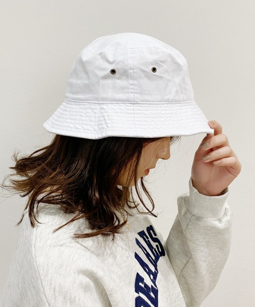 newhattan(ニューハッタン)の「【newhattan】バケットハット(ハット・レディース・ホワイト/ブラック/ネイビー/オリーブ/カーキ/アイボリー/スミクロ・M/L)」の2枚目の写真
