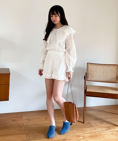 EPIMI E'PIMMY(エピミエピミー)の「〈Set upにも〉コットンレースショートパンツ(その他パンツ・レディース・ベージュ/ブラック/オフホワイト・MEDIUM)」の4枚目の写真