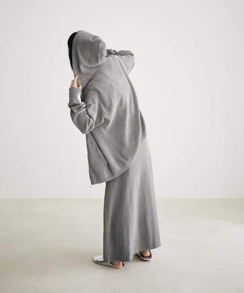 SALON adam et rope'(サロン アダム エ ロペ)の「【極上の肌ざわり】フードパーカー -CreamyCotton /クリーミーコットン-(パーカー・レディース・パープル/グレー/オフホワイト/イエロー・FREE)」の18枚目の写真