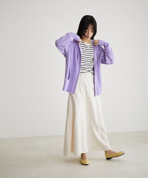 SALON adam et rope'(サロン アダム エ ロペ)の「【極上の肌ざわり】フードパーカー -CreamyCotton /クリーミーコットン-(パーカー・レディース・パープル/グレー/オフホワイト/イエロー・FREE)」の9枚目の写真