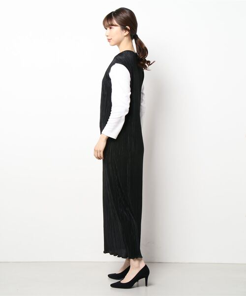 Lace Ladies（レースレディース）の「フレンチスリーブ サテンロングワンピース（ワンピース・レディース・ブラック/グレイッシュベージュ/パープル・S/FREE）」の4枚目の写真