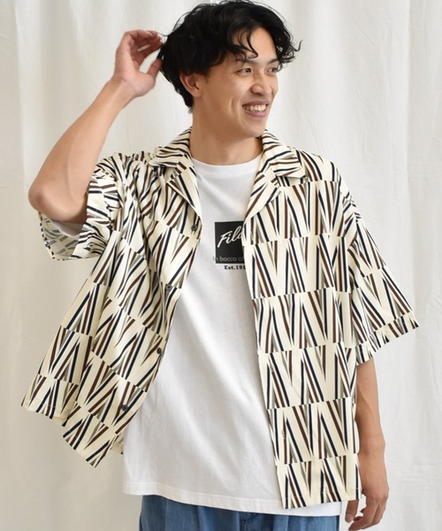 SPENDY'S Store(スペンディーズストア)の「ビッグシルエット総柄開襟アロハシャツ(シャツ/ブラウス・メンズ・ホワイト系/ブラック系/ネイビー系/ブルー系・M/L)」の2枚目の写真