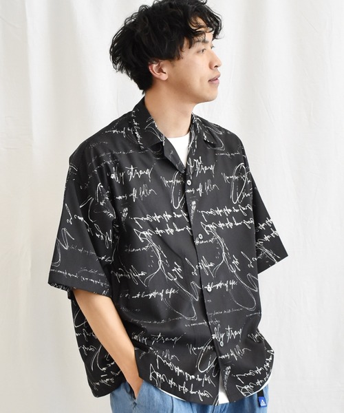 SPENDY'S Store(スペンディーズストア)の「ビッグシルエット総柄開襟アロハシャツ(シャツ/ブラウス・メンズ・ホワイト系/ブラック系/ネイビー系/ブルー系・M/L)」の3枚目の写真