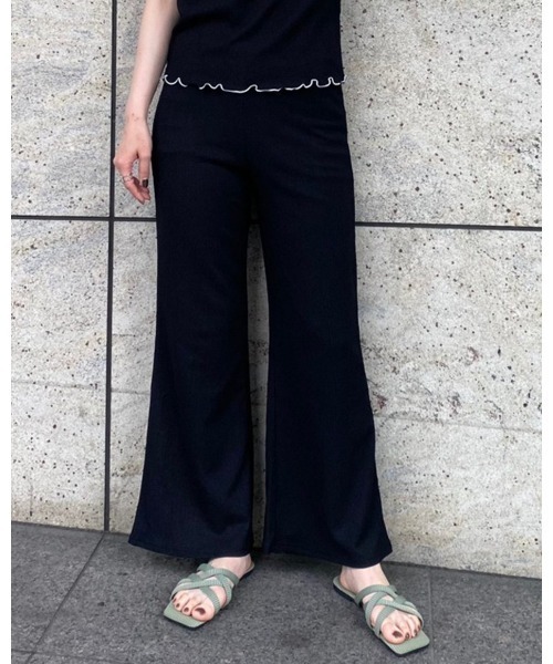 LiSeek（リシーク）の「【LiSeeK】楊柳ストレートパンツ（その他パンツ・レディース・ブラック/ピンク/ライム/アイボリー・FREE）」の2枚目の写真