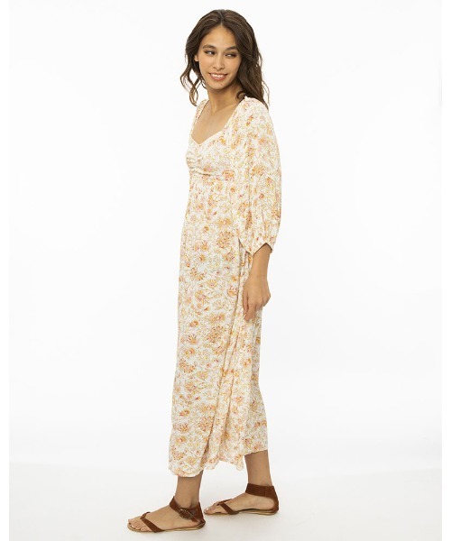 BILLABONG(ビラボン)の「BILLABONG レディース 【THE GOLDEN DAZE】 SWEPT AWAY ワンピース 【2022年夏モデル】/ビラボン(ワンピース・レディース・マルチ・SMALL)」の2枚目の写真