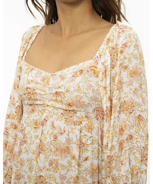 BILLABONG(ビラボン)の「BILLABONG レディース 【THE GOLDEN DAZE】 SWEPT AWAY ワンピース 【2022年夏モデル】/ビラボン(ワンピース・レディース・マルチ・SMALL)」の4枚目の写真