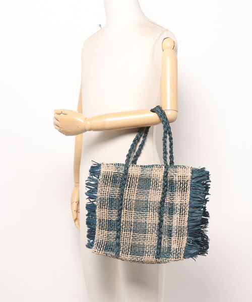 Allerleirauh(アラライラオ)の「「Allerleirauh chill/アラライラオ」フリンジ付き透かし編み トートバッグ(かごバッグ・レディース・ネイビー/レッド・FREE)」の7枚目の写真