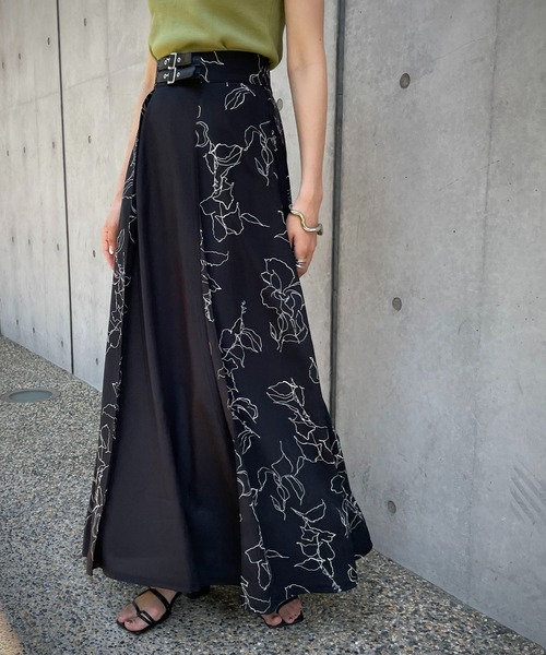 &g'aime（アンジェム）の「【&g’aime】花柄フレアスカート（スカート・レディース・ホワイト/ブラック・FREE）」の9枚目の写真