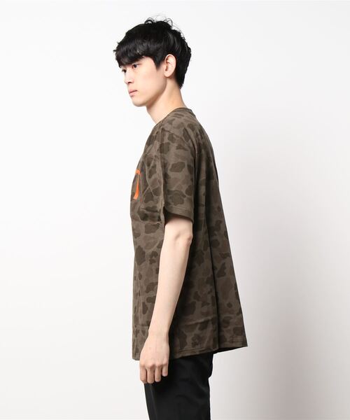 Carhartt（カーハート）の「【Carhartt/カーハート】6.75oz carhartt HEAVYWEIGHT S/S POCKET CAMO GRAPHICTEE(UN)（Tシャツ/カットソー・メンズ・その他1/その他2・SMALL/MEDIUM/LARGE）」の3枚目の写真
