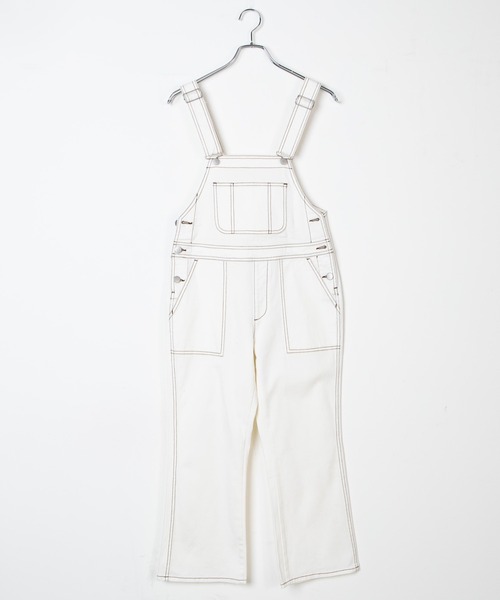 DuKKah（デュカ）の「Dukkah/【低身長向け】フレアオーバーオール（サロペット/オーバーオール・レディース・インディゴブルー/ホワイト/ブラック・X-SMALL）」の8枚目の写真