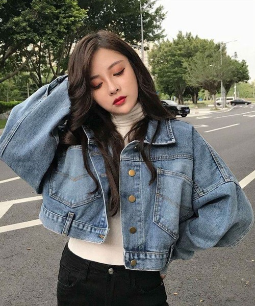 meJane(ミージェーン)の「キャンディースリーブクロップドデニムジャケット(デニムジャケット・レディース・ブルー・FREE)」の4枚目の写真