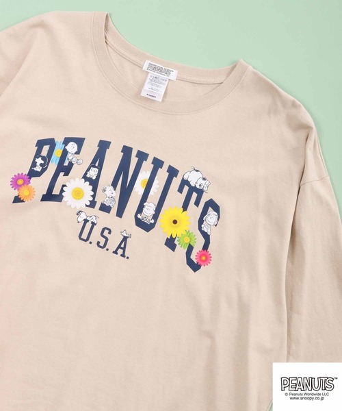 PEANUTS(ピーナッツ)の「PEANUTS スヌーピー ワイドボディー 半袖 Tシャツ 6.2オンス(Tシャツ/カットソー・レディース・ベージュ/カーキ/ホワイト×レッド/ホワイト×グリーン/ホワイト×ブルー/ホワイト×ブラック/ホワイト×グレー/ホワイト系その他/ホワイト×パープル/ホワイト×ピンク/ホワイト系その他4/A/B/グリーン系その他/ベージュ系その他/ホワイト系その他5/ホワイト系その他6/ホワイト系その他7/ホワイト系その他2/ホワイト系その他3/ホワイト系/ホワイト系6/ホワイト系7/ホワイト系2/ホワイト系4/ホワイト系5/ベージュ系その他2/ホワイト系3/ホワイト系1/グリーン系その他2/ベージュ系その他3/ホワイト系8/ホワイト系9/ベージュ系その他4/C/グリーン系その他3/ブラック/ネイビー/グレー・LL/M/L)」の1枚目の写真