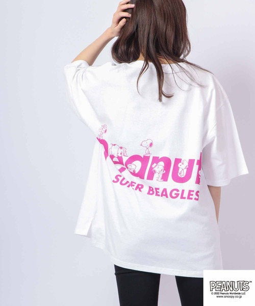 PEANUTS(ピーナッツ)の「PEANUTS スヌーピー ワイドボディー 半袖 Tシャツ 6.2オンス(Tシャツ/カットソー・レディース・ベージュ/カーキ/ホワイト×レッド/ホワイト×グリーン/ホワイト×ブルー/ホワイト×ブラック/ホワイト×グレー/ホワイト系その他/ホワイト×パープル/ホワイト×ピンク/ホワイト系その他4/A/B/グリーン系その他/ベージュ系その他/ホワイト系その他5/ホワイト系その他6/ホワイト系その他7/ホワイト系その他2/ホワイト系その他3/ホワイト系/ホワイト系6/ホワイト系7/ホワイト系2/ホワイト系4/ホワイト系5/ベージュ系その他2/ホワイト系3/ホワイト系1/グリーン系その他2/ベージュ系その他3/ホワイト系8/ホワイト系9/ベージュ系その他4/C/グリーン系その他3/ブラック/ネイビー/グレー・LL/M/L)」の9枚目の写真