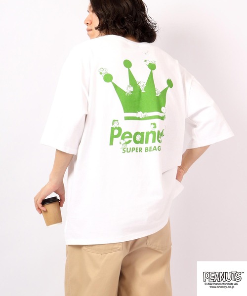 PEANUTS(ピーナッツ)の「PEANUTS スヌーピー ワイドボディー 半袖 Tシャツ 6.2オンス(Tシャツ/カットソー・レディース・ベージュ/カーキ/ホワイト×レッド/ホワイト×グリーン/ホワイト×ブルー/ホワイト×ブラック/ホワイト×グレー/ホワイト系その他/ホワイト×パープル/ホワイト×ピンク/ホワイト系その他4/A/B/グリーン系その他/ベージュ系その他/ホワイト系その他5/ホワイト系その他6/ホワイト系その他7/ホワイト系その他2/ホワイト系その他3/ホワイト系/ホワイト系6/ホワイト系7/ホワイト系2/ホワイト系4/ホワイト系5/ベージュ系その他2/ホワイト系3/ホワイト系1/グリーン系その他2/ベージュ系その他3/ホワイト系8/ホワイト系9/ベージュ系その他4/C/グリーン系その他3/ブラック/ネイビー/グレー・LL/M/L)」の14枚目の写真