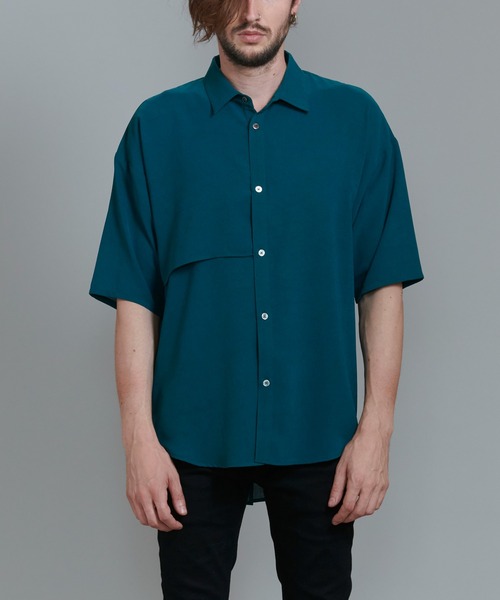 NO ID.(ノーアイディ)の「【NO ID.】Washer Trench Big Shirt / ワッシャー トレンチ ビッグ シャツ(シャツ/ブラウス・メンズ・ブラック/ベージュ/グリーン/マスタード・ONE SIZE)」の6枚目の写真
