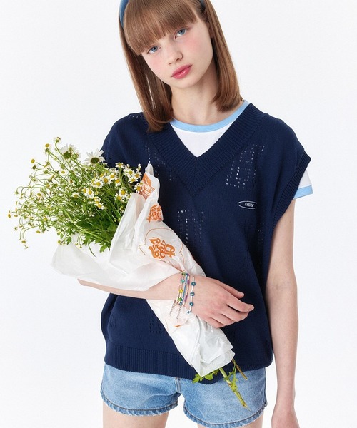 CHUCK(チャック)の「【UNISEX】CHUCK/ALPHABET VEST 2297839(ベスト・レディース・ネイビー/グリーン・FREE)」の21枚目の写真