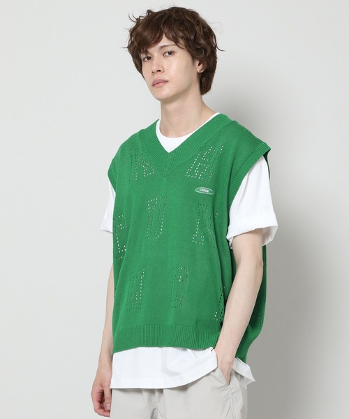 CHUCK(チャック)の「【UNISEX】CHUCK/ALPHABET VEST 2297839(ベスト・レディース・ネイビー/グリーン・FREE)」の14枚目の写真