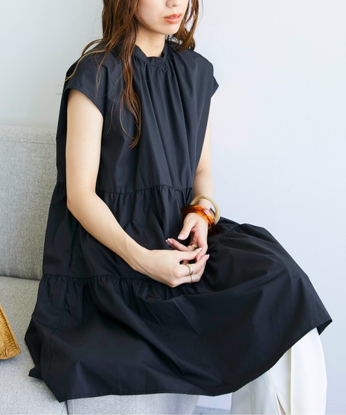 ECRIRE(エクリール)の「ティアードミニワンピース(ワンピース・レディース・ブラック/オフホワイト・M)」の10枚目の写真