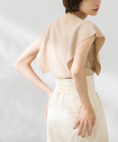 KBF（ケイビーエフ）の「フレアスリーブデザインニット（ニット/セーター・レディース・ブラック/ダークブラウン/ベージュ/グリーン系その他・ONE）」の15枚目の写真